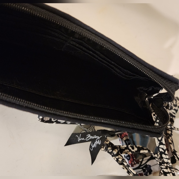 Vera Bradley Wristlet And NWT Zip ID Lanyard - Picture 8 of 8